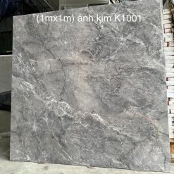 Gạch ốp lát 100x100 Trung Quốc vân đá ghi khắc kim 1001