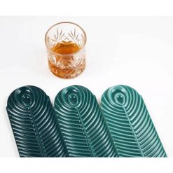Gạch thẻ ốp tường trang trí lông vũ kích thước 90*300mm mã L90300-04 (xanh lá cây đậm)