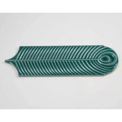 Gạch thẻ ốp tường trang trí lông vũ kích thước 90*300mm mã L90300-04 (xanh lá cây đậm)
